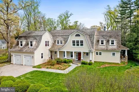 208 Wardour Dr, Annapolis, MD 21401