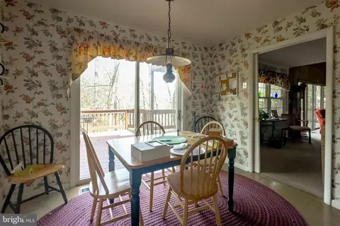 Dining - 322 Halsey Rd, Annapolis, MD 21401 photo 2 of 2