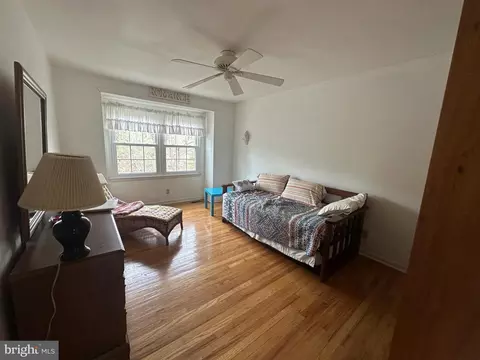 Bedroom - 322 Halsey Rd, Annapolis, MD 21401 photo 2 of 5