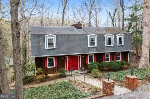 Exterior - 322 Halsey Rd, Annapolis, MD 21401 photo 1 of 9