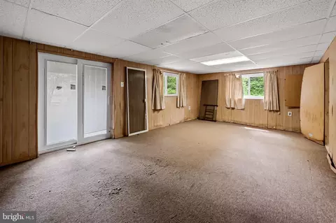 1423 Thies Dr, Pasadena, MD 21122 photo 29