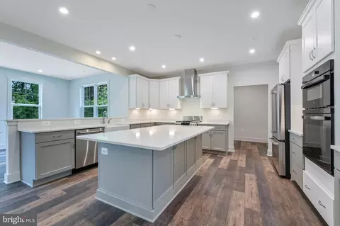 Kitchen - 0004 Copperleaf Blvd, Hanover, MD 21076 photo 2 of 2