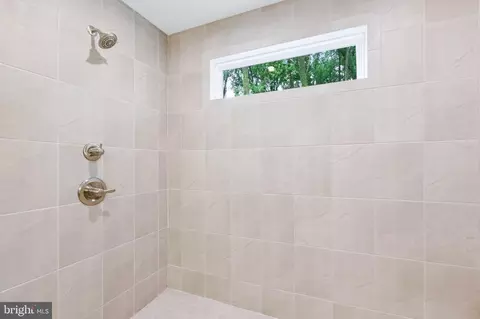 Bath - 0004 Copperleaf Blvd, Hanover, MD 21076 photo 4 of 5