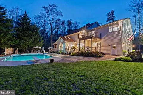 Other - 301 Sturtons Ln, Pasadena, MD 21122 photo 12 of 22