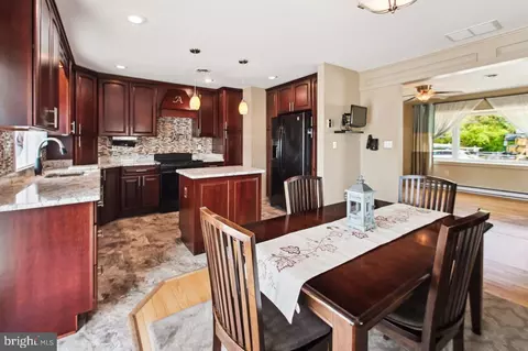 Kitchen - 351 Bar Harbor Rd, Pasadena, MD 21122 photo 1 of 2