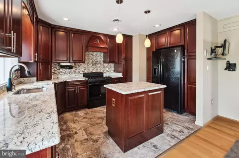 Kitchen - 351 Bar Harbor Rd, Pasadena, MD 21122 photo 2 of 2