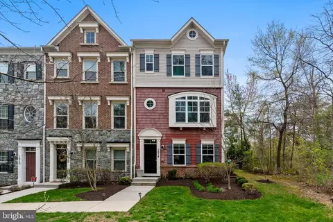 Exterior - 1614 Belle Dr, Annapolis, MD 21401 photo 2 of 5