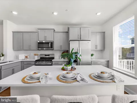 Kitchen - 311 Bright Light Ct, Edgewater, MD 21037 photo 4 of 6
