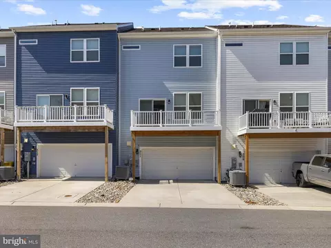 Exterior - 311 Bright Light Ct, Edgewater, MD 21037 photo 4 of 6