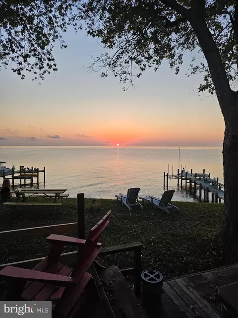 6555 Clagett Ave, Tracys Landing, MD 20779