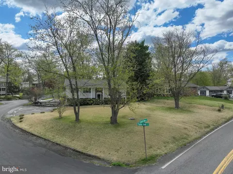 View/Area - 3517 S River Ter, Edgewater, MD 21037 photo 11 of 11