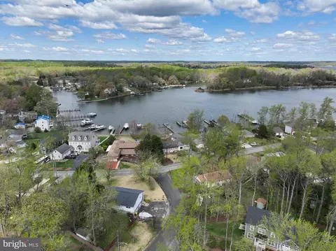 View/Area - 3517 S River Ter, Edgewater, MD 21037 photo 6 of 11