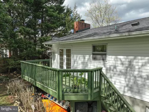 Exterior - 3517 S River Ter, Edgewater, MD 21037 photo 2 of 13