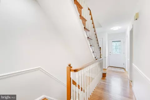 Entry Way - 486 Colonial Ridge Ln, Arnold, MD 21012 photo 1 of 2