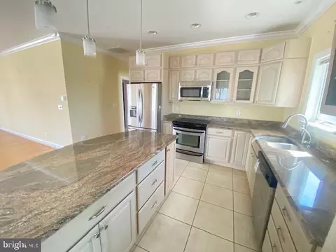 3709 Bay Dr, Edgewater, MD 21037 photo 12