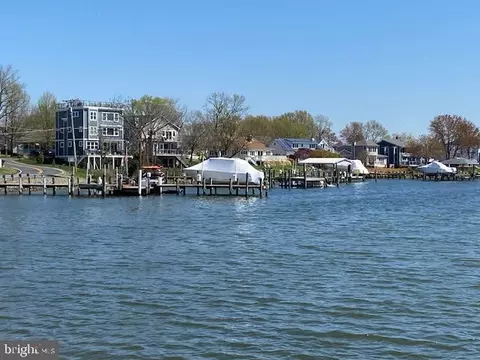 3709 Bay Dr, Edgewater, MD 21037 photo 4
