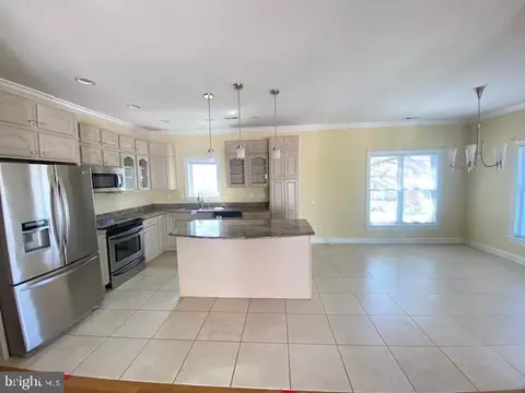 3709 Bay Dr, Edgewater, MD 21037 photo 11