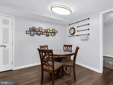 1717 Fallsway Dr, Crofton, MD 21114 photo 7