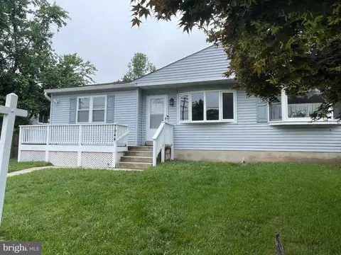 Exterior - 7944 Tick Neck Rd, Pasadena, MD 21122 photo 4 of 5