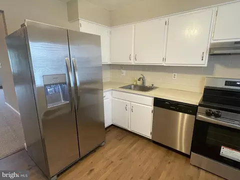 Kitchen - 7944 Tick Neck Rd, Pasadena, MD 21122 photo 4 of 5