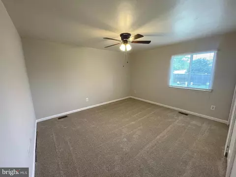 Bedroom - 7944 Tick Neck Rd, Pasadena, MD 21122 photo 2 of 4