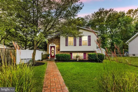813 224th St, Pasadena, MD 21122