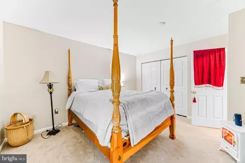 Bedroom - 813 224th St, Pasadena, MD 21122 photo 1 of 5