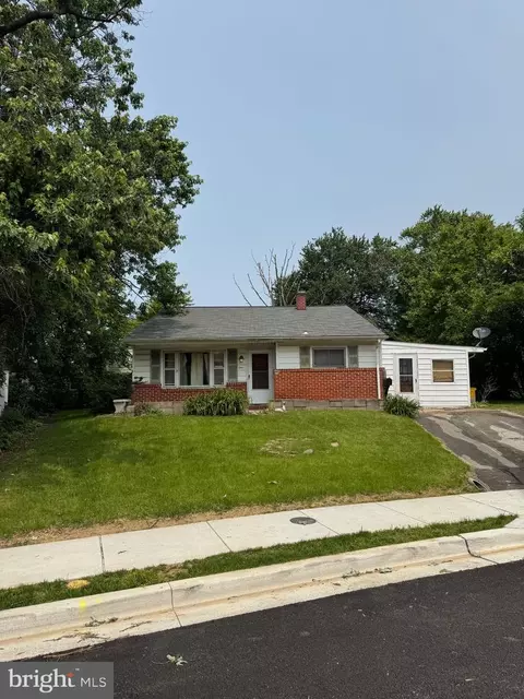 4 Clearspring Ct, Glen Burnie, MD 21061