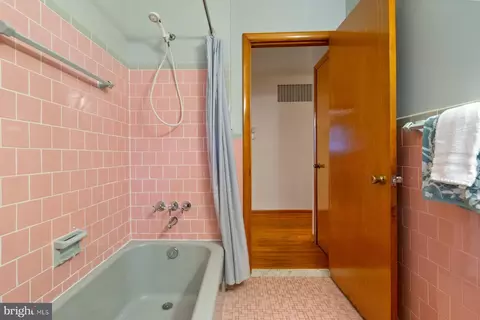 8516 Jenkins Rd, Pasadena, MD 21122 photo 13