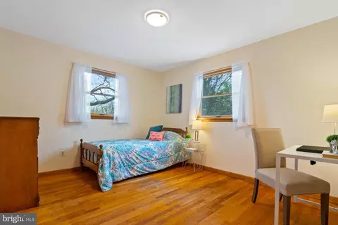 8516 Jenkins Rd, Pasadena, MD 21122 photo 11