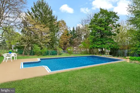 8516 Jenkins Rd, Pasadena, MD 21122 photo 19