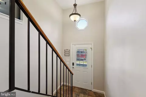 2499 Vineyard Ln, Crofton, MD 21114 photo 4