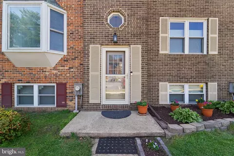 2499 Vineyard Ln, Crofton, MD 21114 photo 3