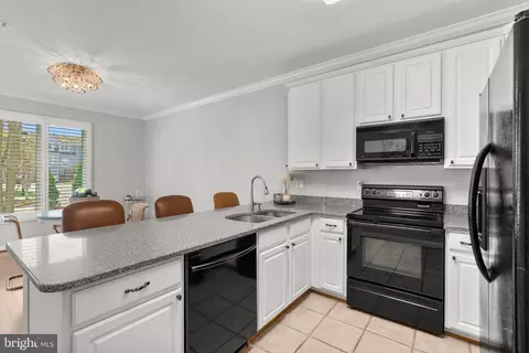 Kitchen - 522 Martingale Ln, Arnold, MD 21012 photo 2 of 3