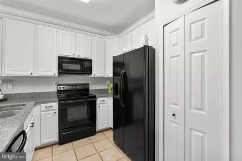 Kitchen - 522 Martingale Ln, Arnold, MD 21012 photo 3 of 3