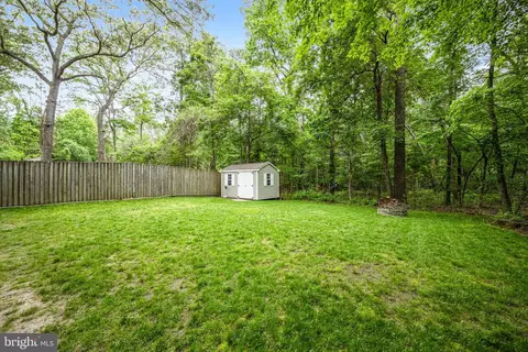 409 Magothy Bridge Rd, Pasadena, MD 21122 photo 40