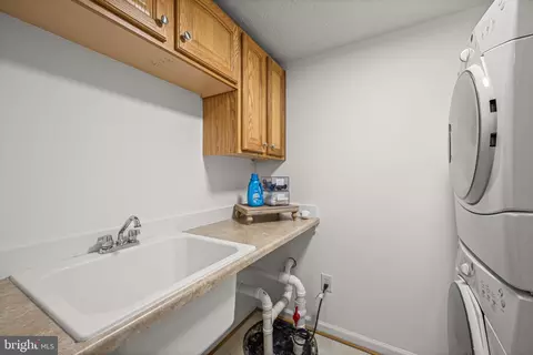 409 Magothy Bridge Rd, Pasadena, MD 21122 photo 36
