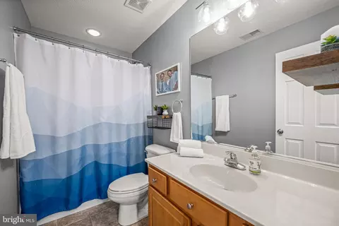 409 Magothy Bridge Rd, Pasadena, MD 21122 photo 25