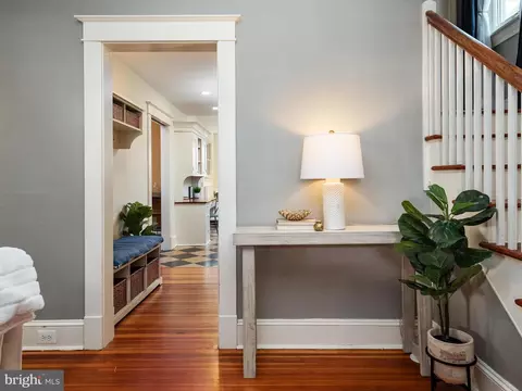 Entry Way - 11 German St, Annapolis, MD 21401 photo 2 of 5