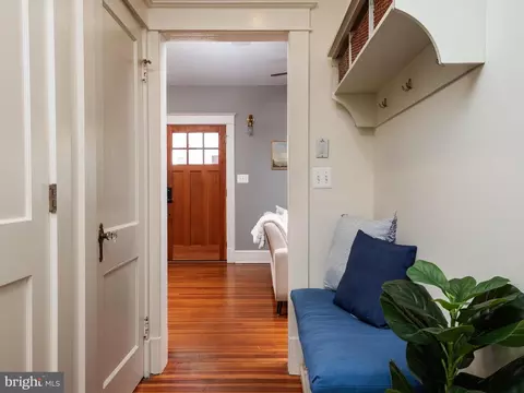 Entry Way - 11 German St, Annapolis, MD 21401 photo 4 of 5