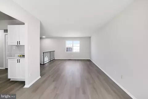 Living - 953 Truro Ln, Crofton, MD 21114 photo 1 of 10