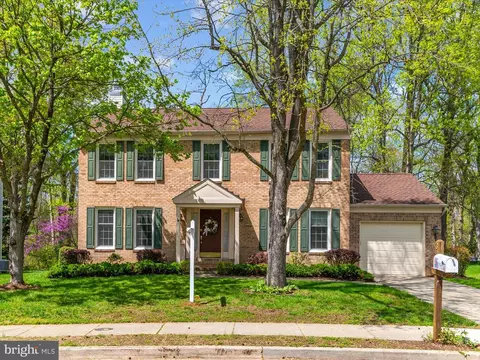 312 Carriage Run Rd, Annapolis, MD 21403
