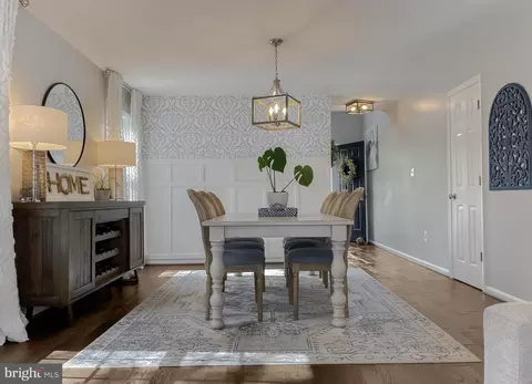 Dining - 808 Cedar Ave, North Beach, MD 20714 photo 2 of 4