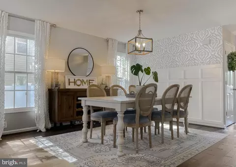 Dining - 808 Cedar Ave, North Beach, MD 20714 photo 1 of 4