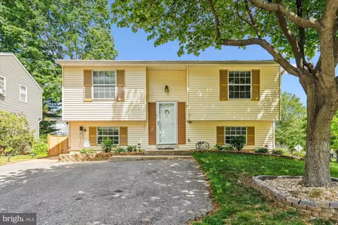 956 Marine Dr, Annapolis, MD 21409