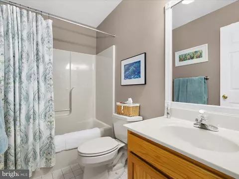 Bath - 1901 Arundel Rd, Pasadena, MD 21122 photo 2 of 3