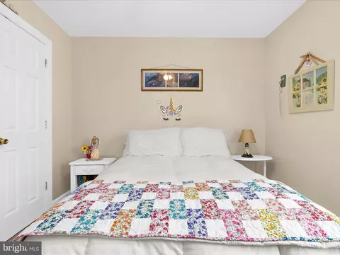 Bedroom - 1901 Arundel Rd, Pasadena, MD 21122 photo 8 of 13