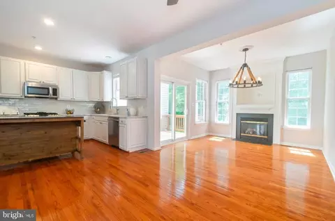 Other - 2121 Millhaven Dr #25 121, Edgewater, MD 21037 photo 1 of 8