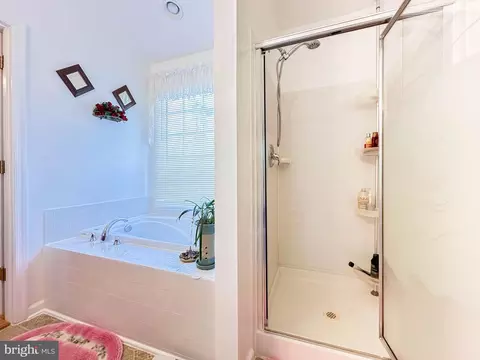 Bath - 3206 Shadow Park Dr, Laurel, MD 20724 photo 3 of 5