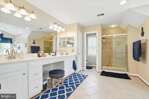 Bath - 3104 Havenhill Ct, Edgewater, MD 21037 photo 2 of 5